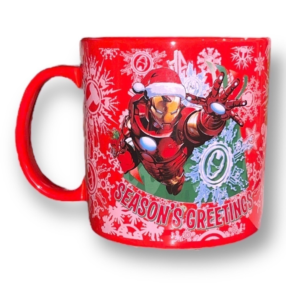 Collectible MARVEL Avengers Iron Man Holiday 20 Oz Ceramic Mug